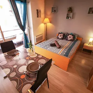 Léman Holidays - Hyper Centre Hotel